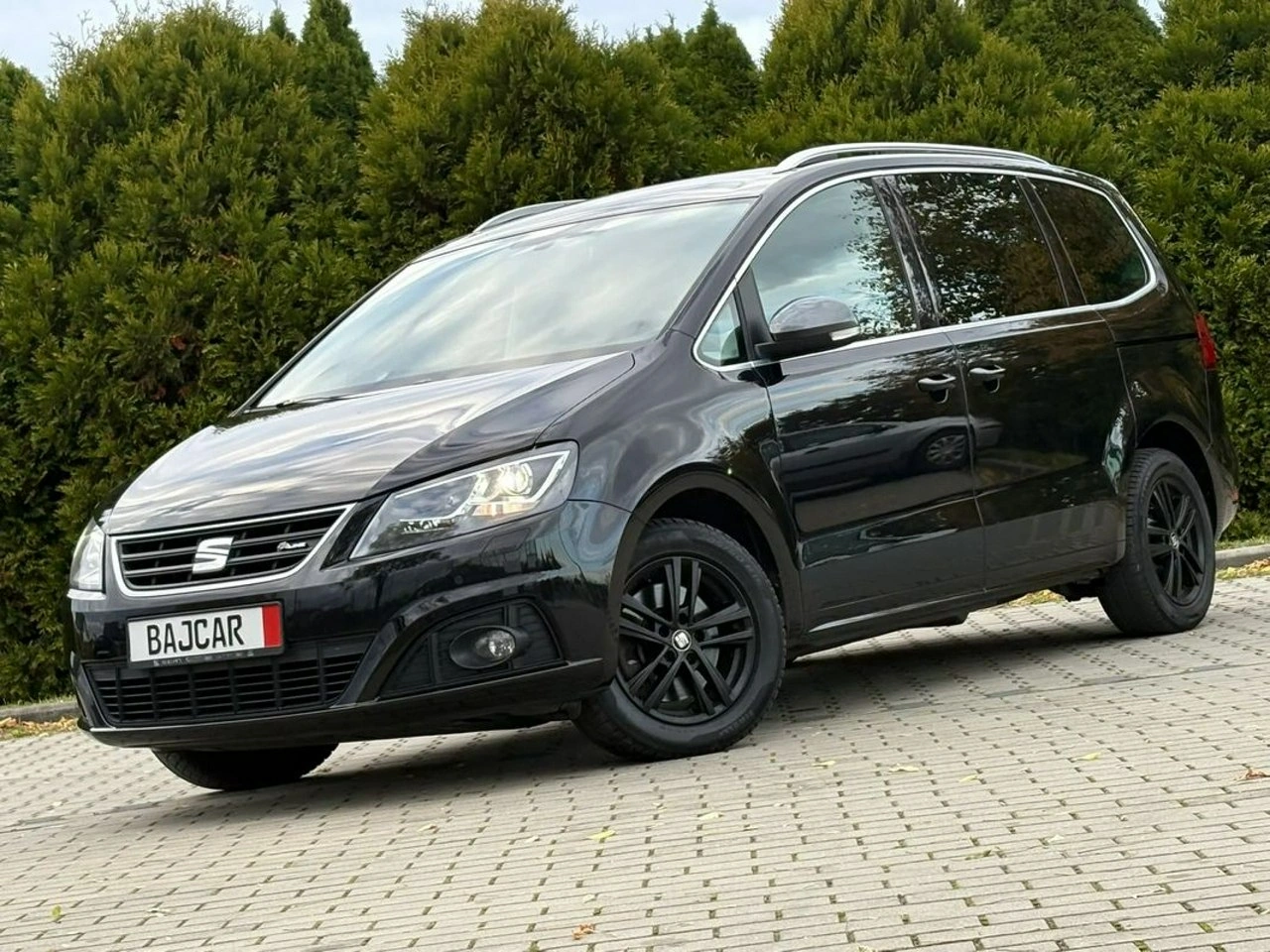 Seat Alhambra - Główne zdjęcie