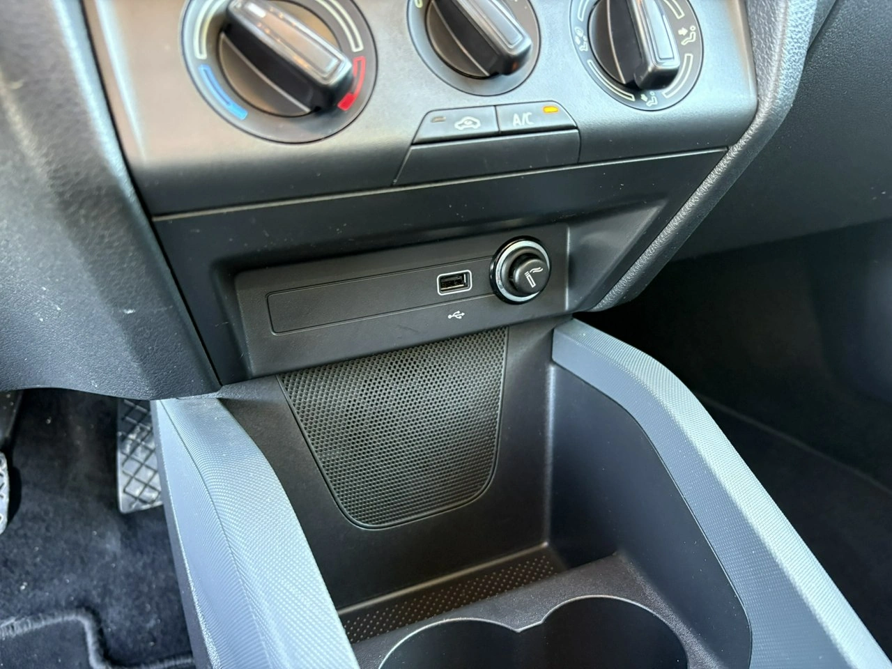 Skoda Fabia - Zdjęcie 27