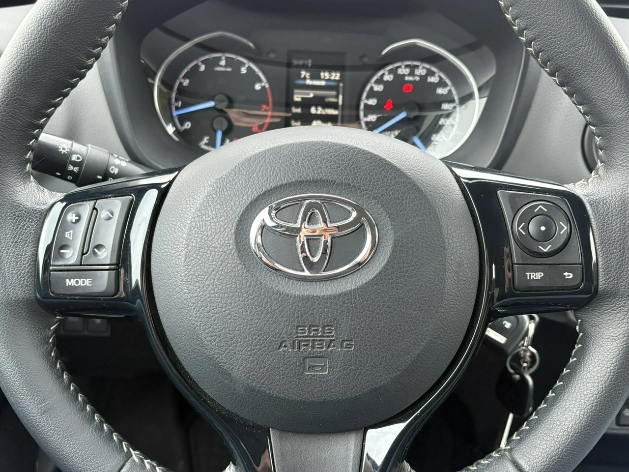 Toyota Yaris - Zdjęcie 25
