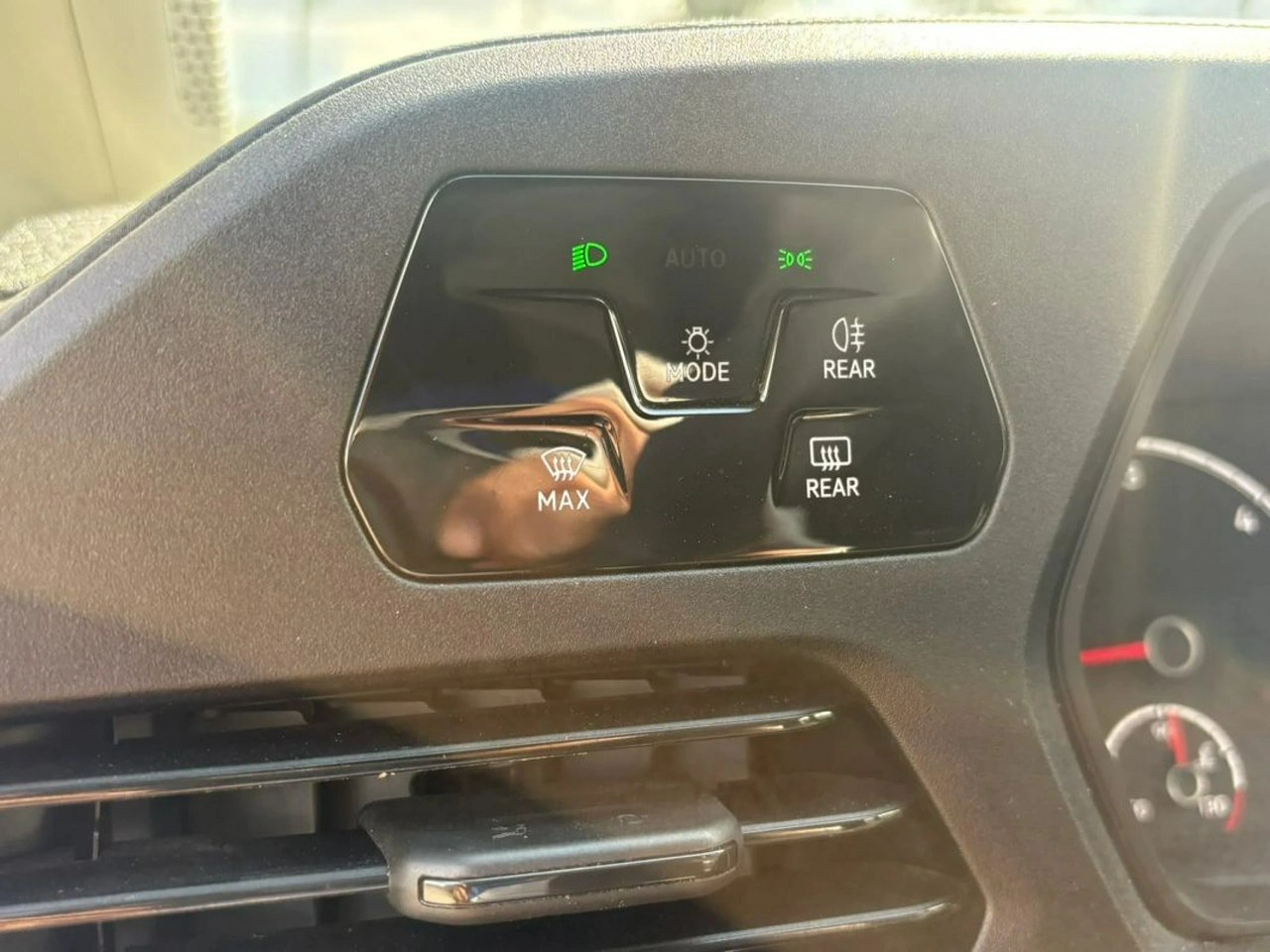 Volkswagen Caddy - Zdjęcie 25