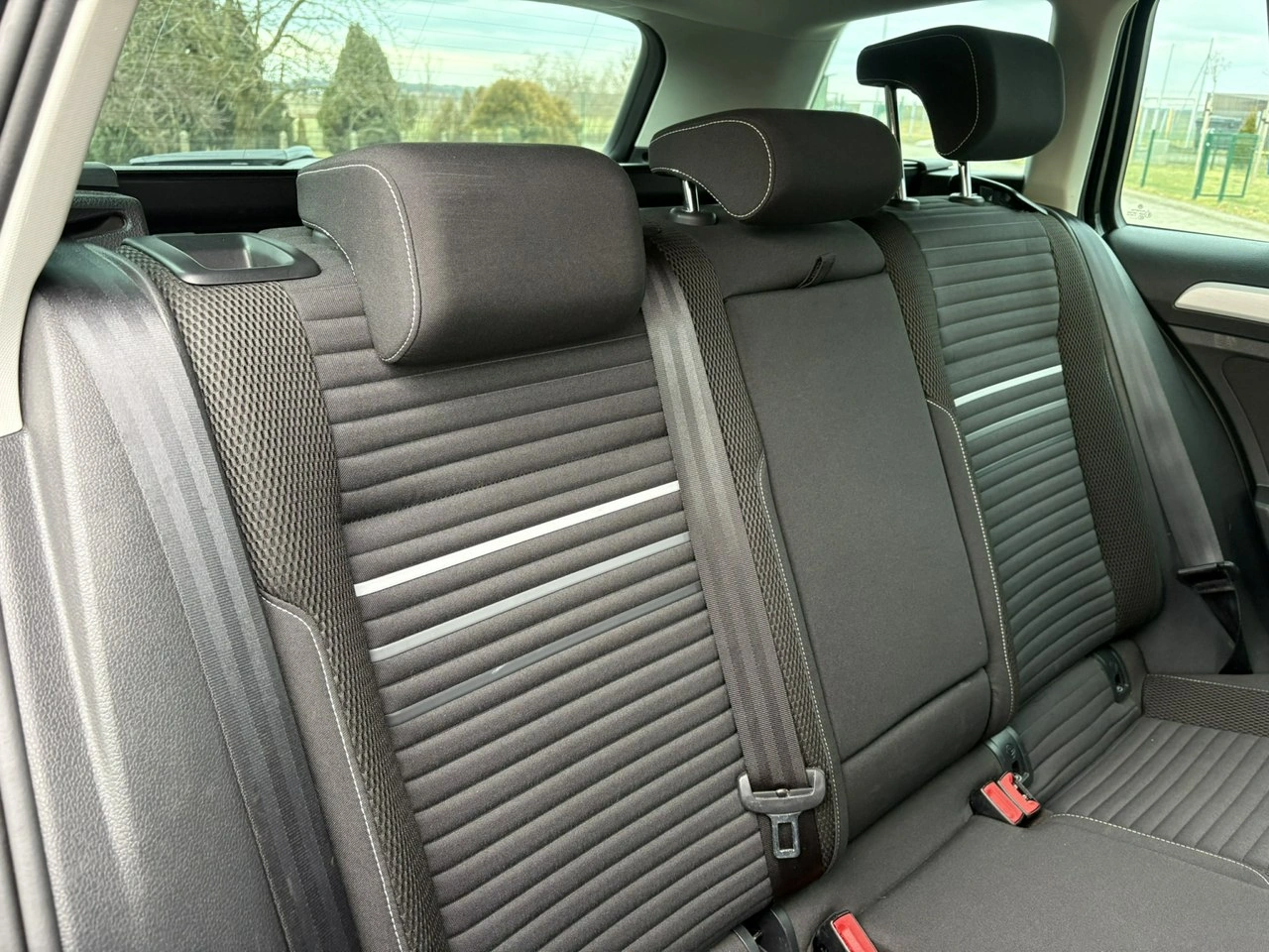 Volkswagen Golf - Zdjęcie 19