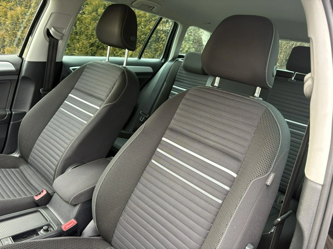 Volkswagen Golf - Zdjęcie 21