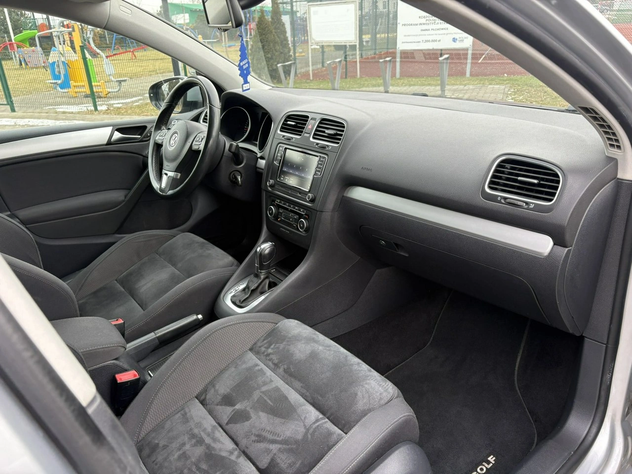 Volkswagen Golf - Zdjęcie 12