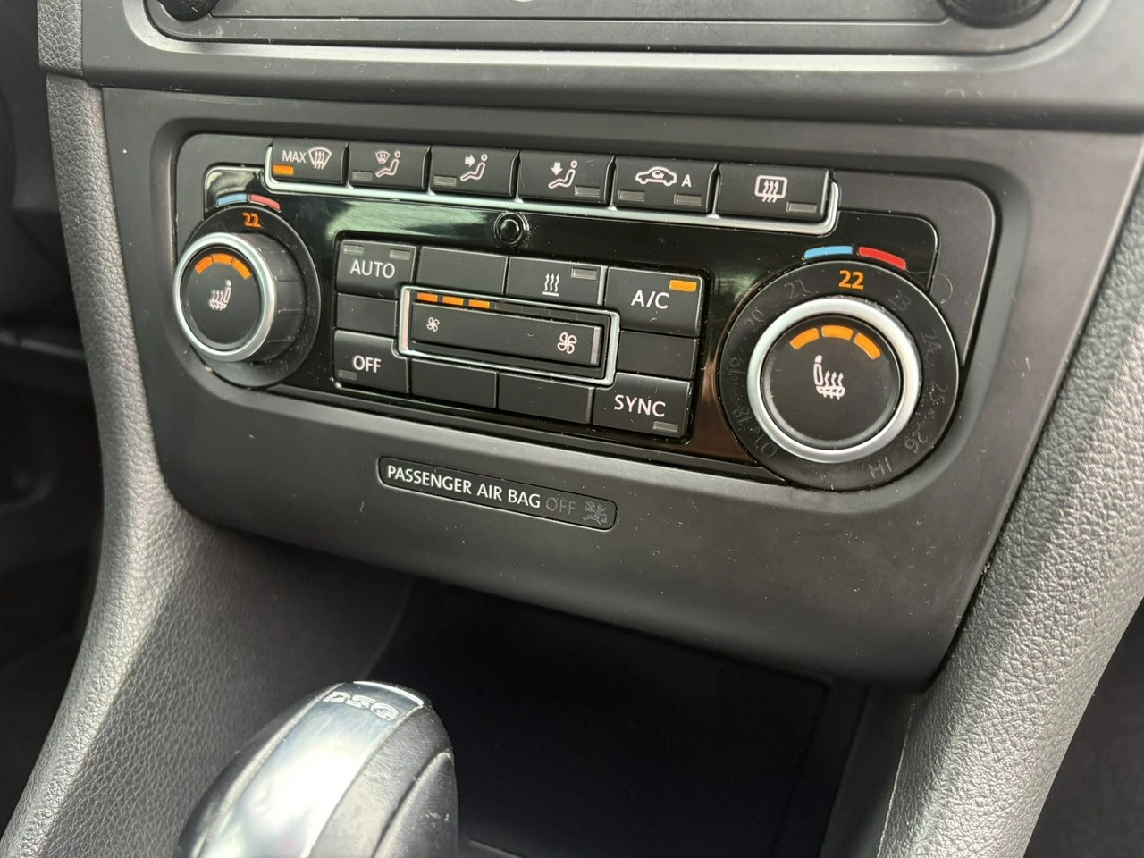 Volkswagen Golf - Zdjęcie 14