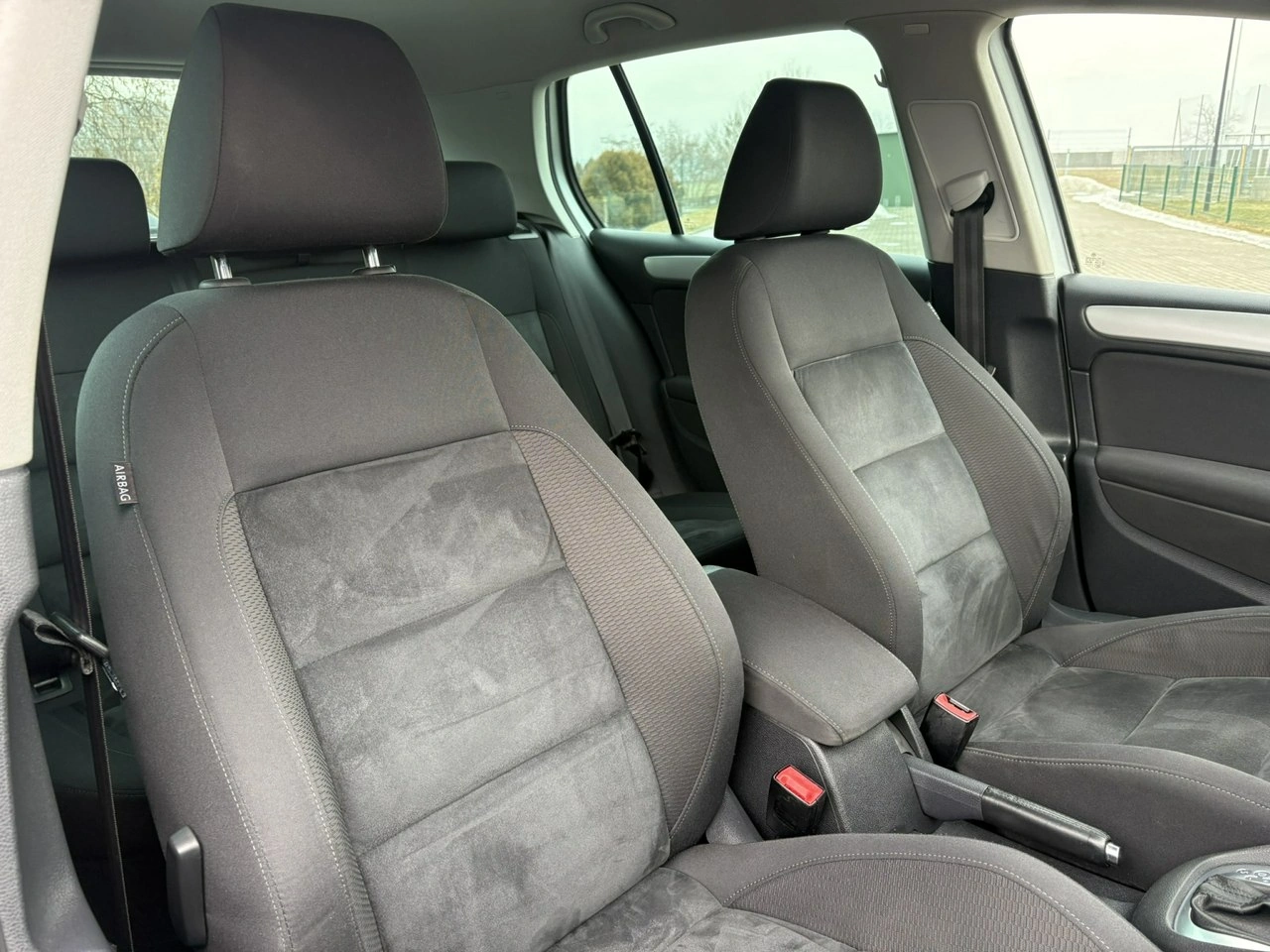 Volkswagen Golf - Zdjęcie 29