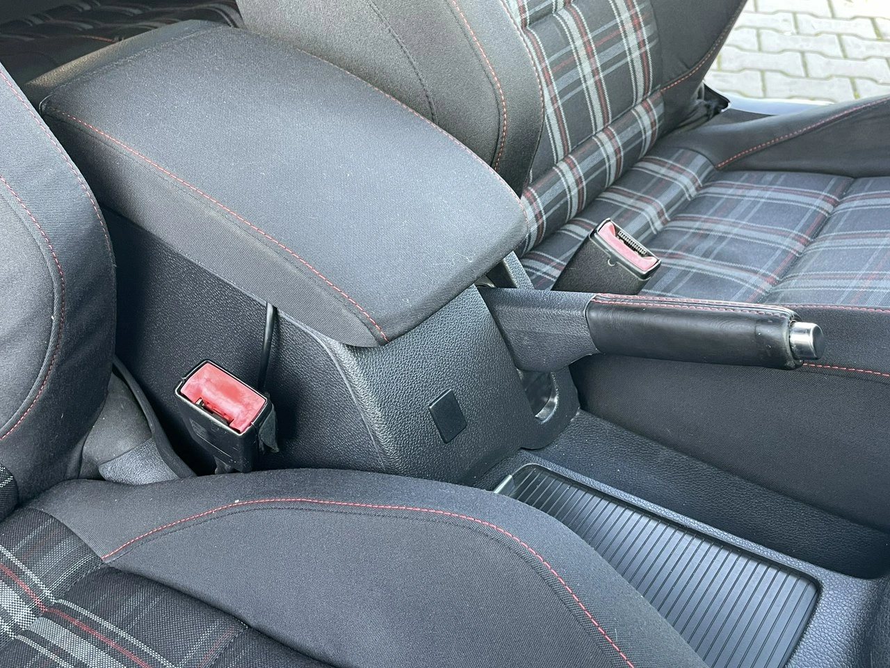 Volkswagen Golf - Zdjęcie 14