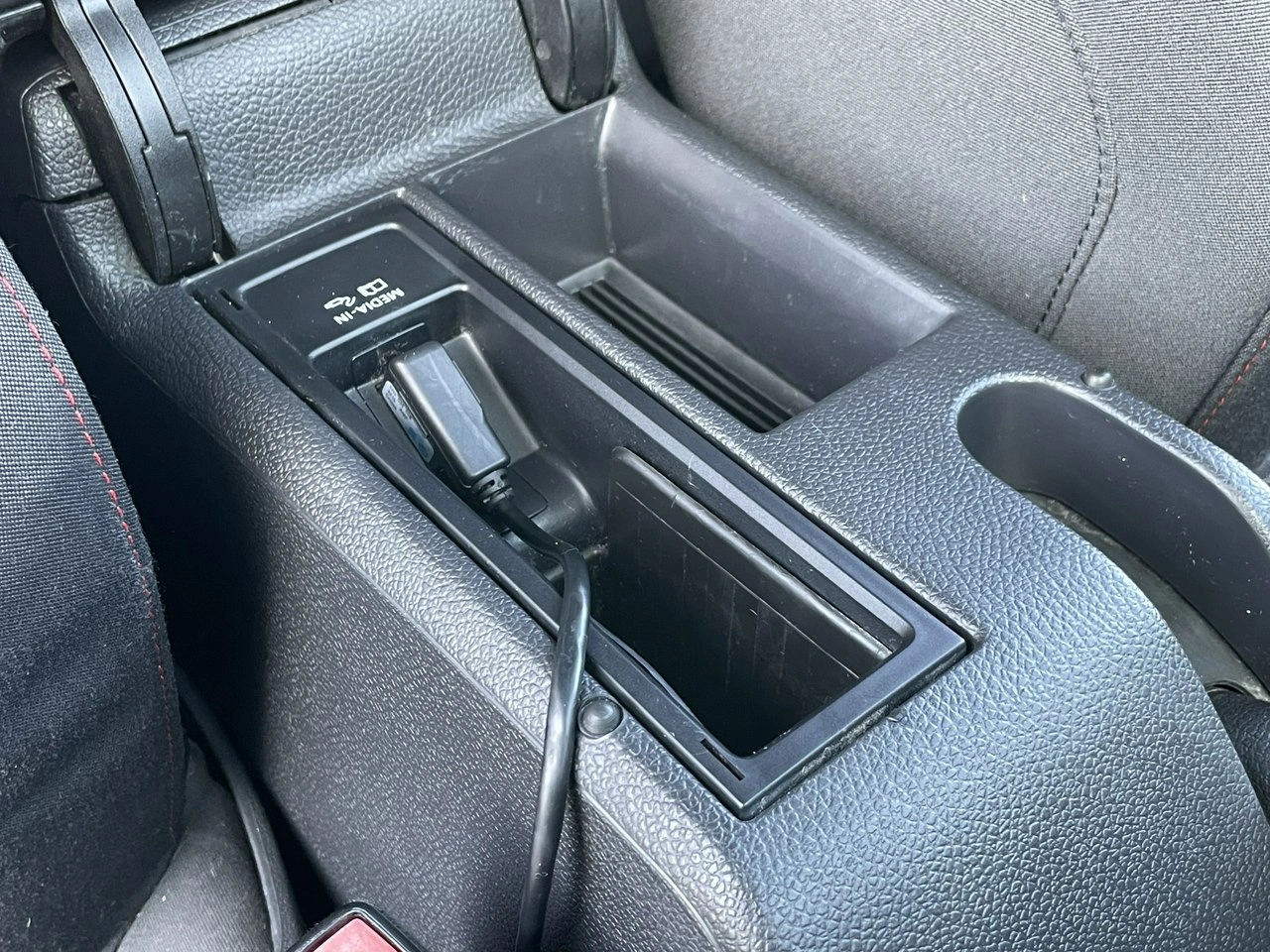 Volkswagen Golf - Zdjęcie 15