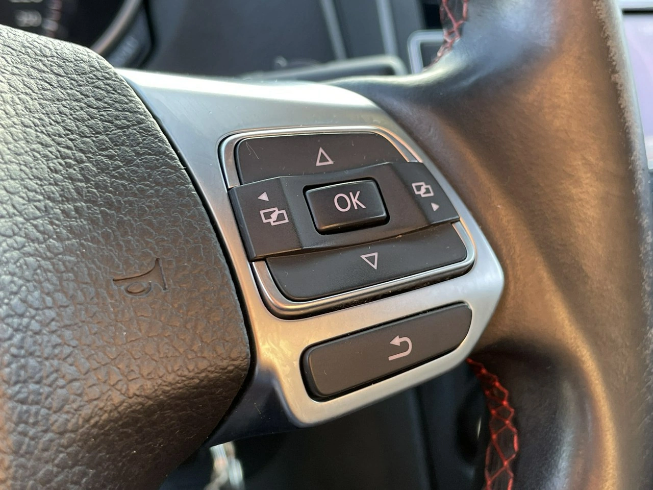 Volkswagen Golf - Zdjęcie 22