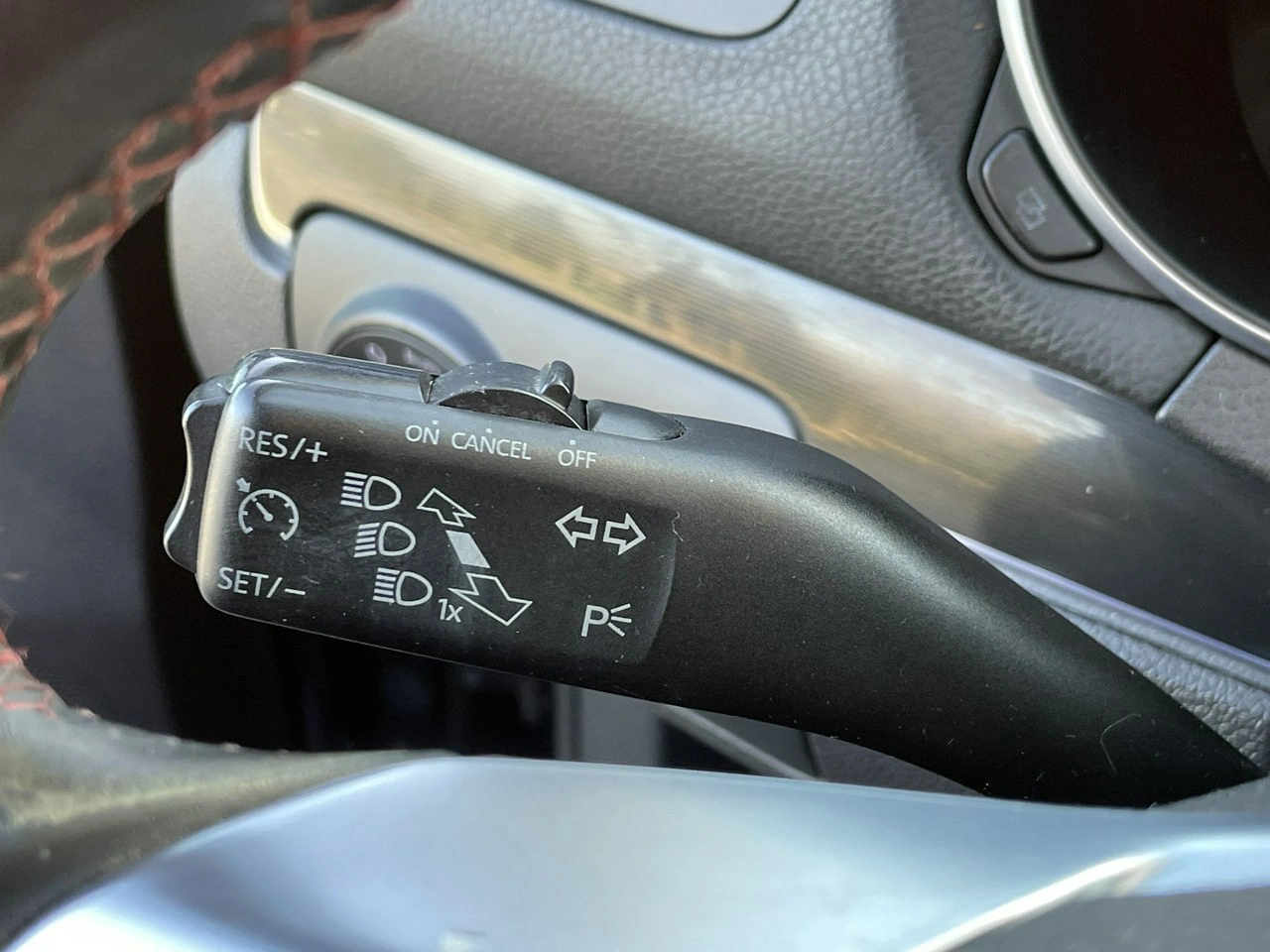 Volkswagen Golf - Zdjęcie 23