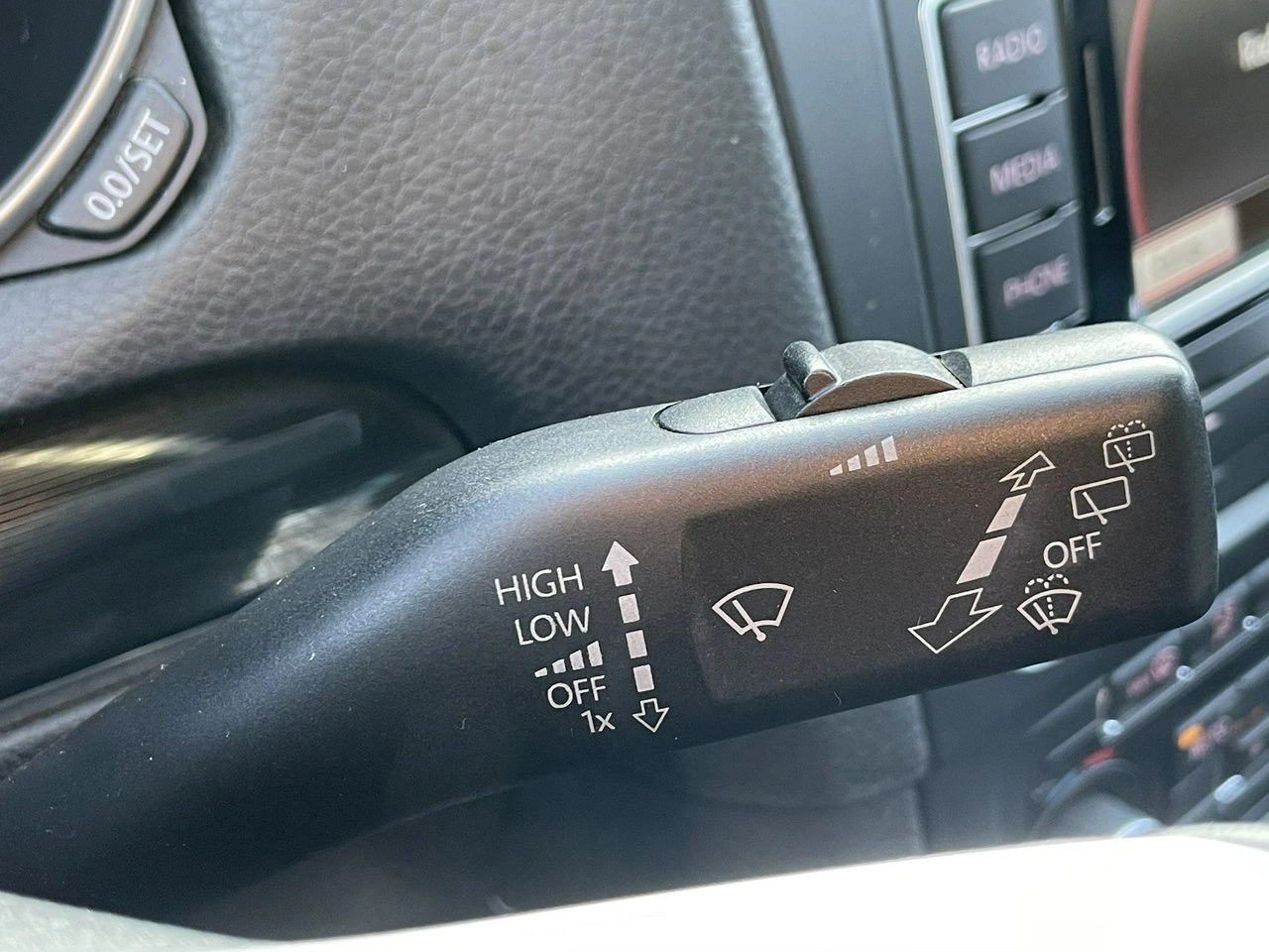 Volkswagen Golf - Zdjęcie 24