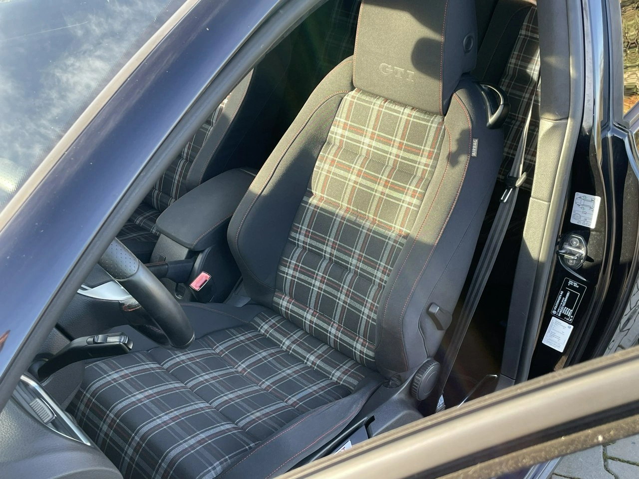 Volkswagen Golf - Zdjęcie 31