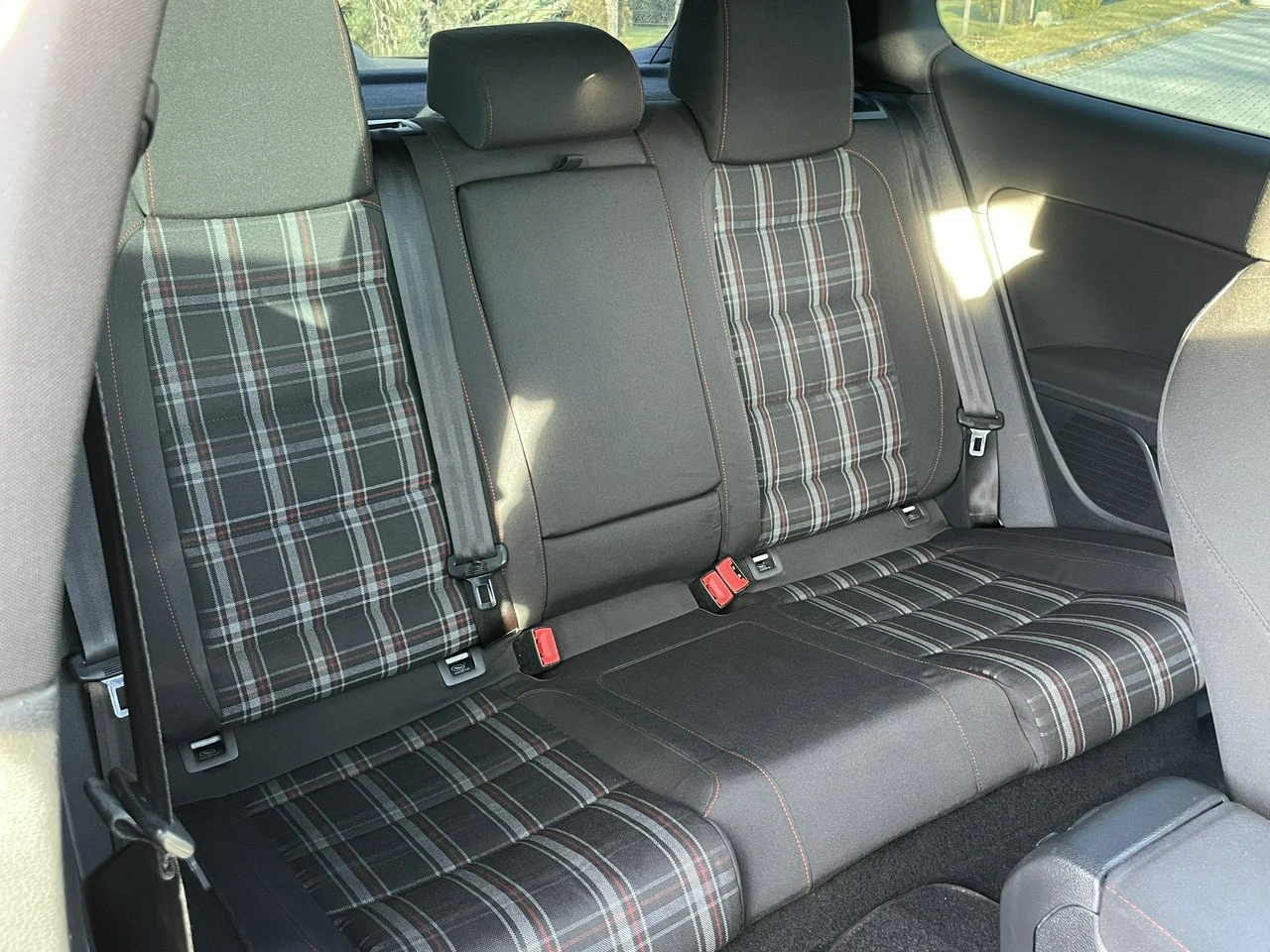 Volkswagen Golf - Zdjęcie 33