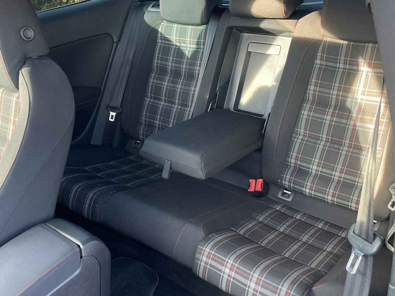 Volkswagen Golf - Zdjęcie 35