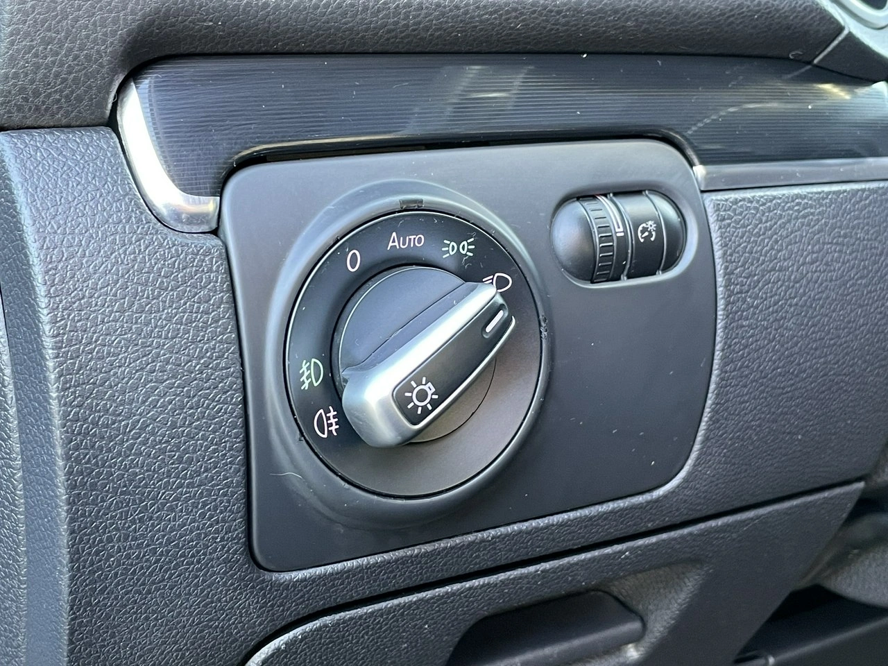 Volkswagen Golf - Zdjęcie 37