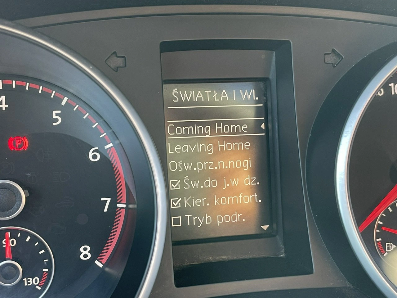 Volkswagen Golf - Zdjęcie 39