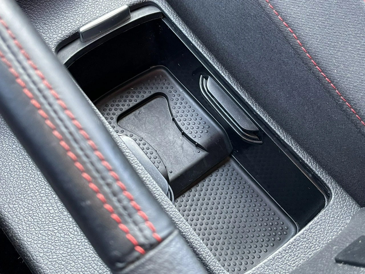 Volkswagen Golf - Zdjęcie 41