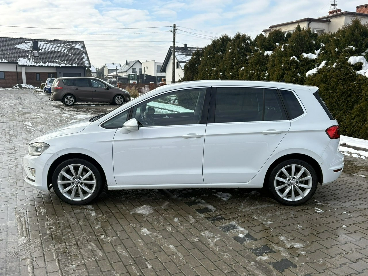 Volkswagen Golf Sportsvan - Zdjęcie 3