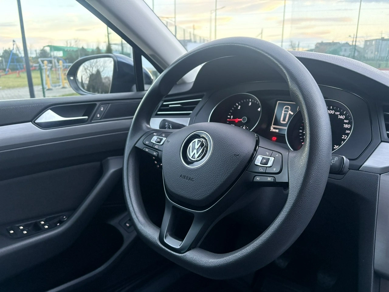 Volkswagen Passat - Zdjęcie 15