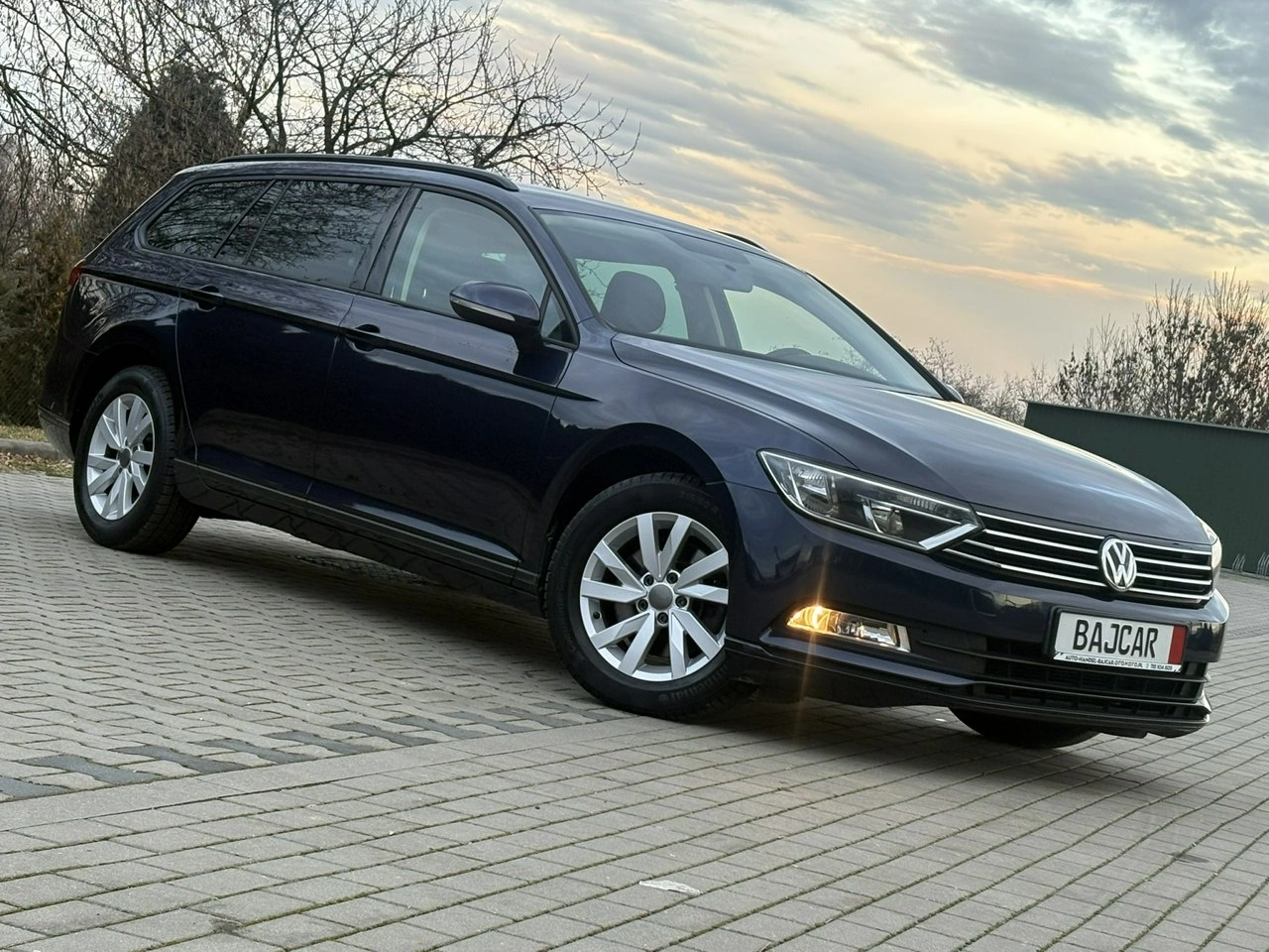 Volkswagen Passat - Zdjęcie 1