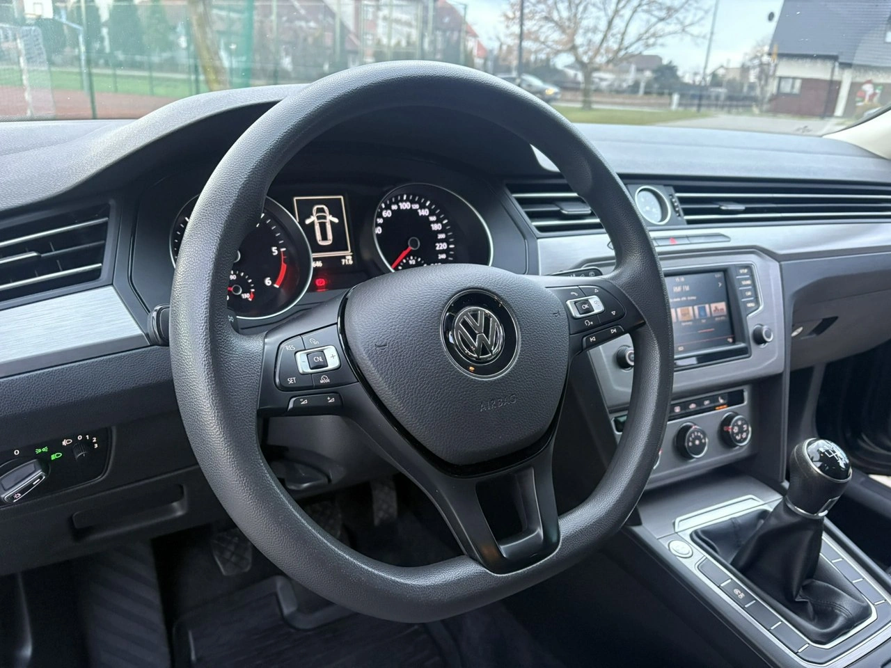 Volkswagen Passat - Zdjęcie 21