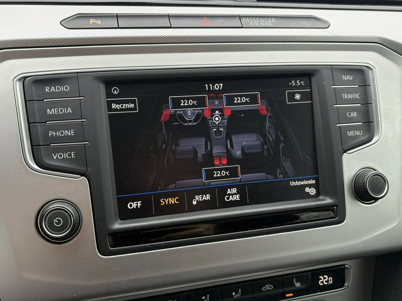 Volkswagen Passat Variant - Zdjęcie 35