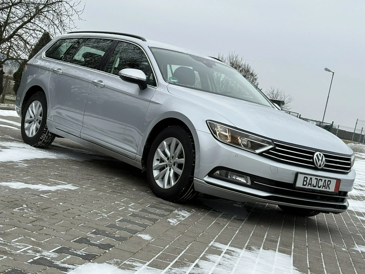 Volkswagen Passat Variant - Zdjęcie 7