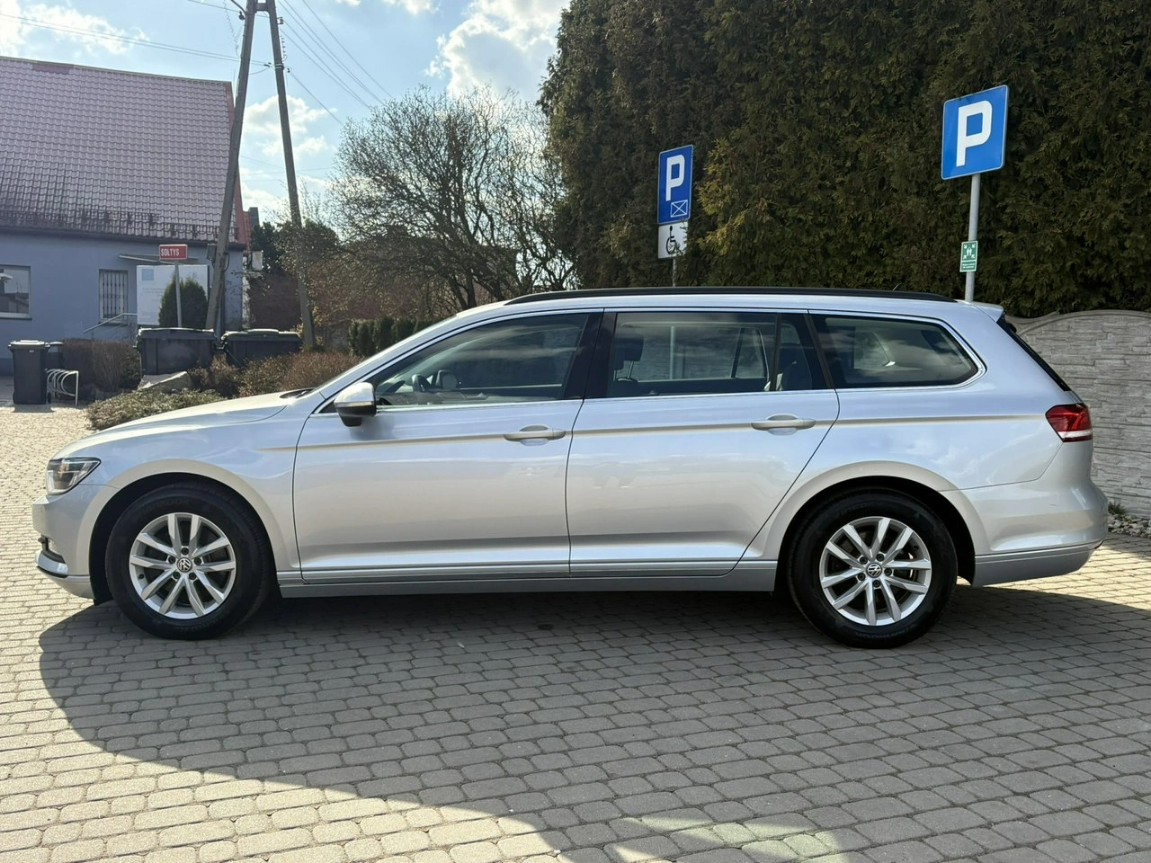 Volkswagen Passat Variant - Zdjęcie 7