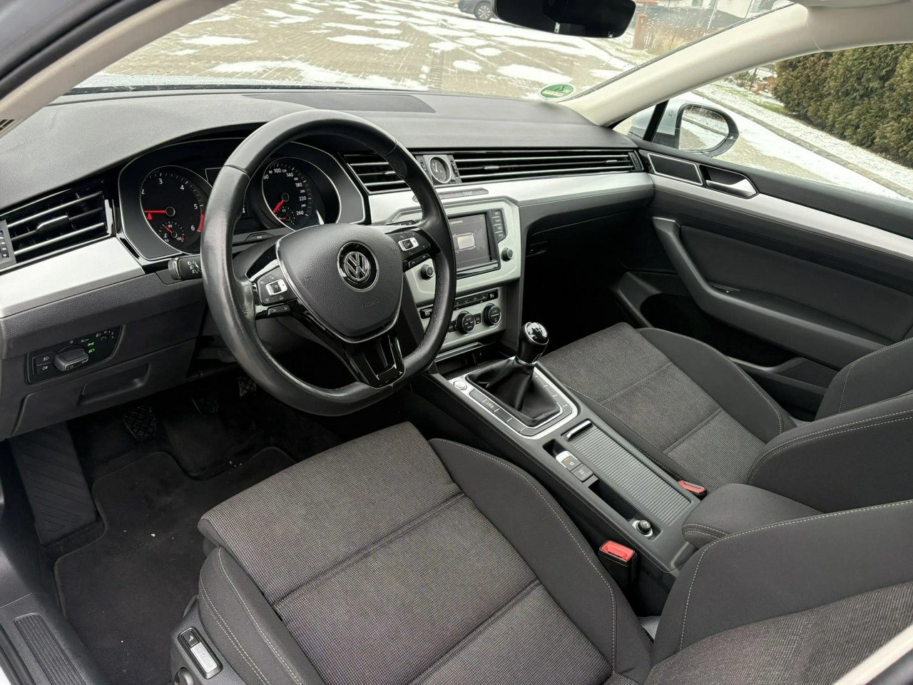 Volkswagen Passat Variant - Zdjęcie 8