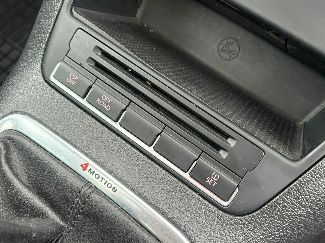 Volkswagen Tiguan - Zdjęcie 17