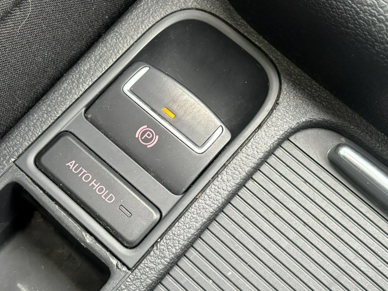 Volkswagen Tiguan - Zdjęcie 18