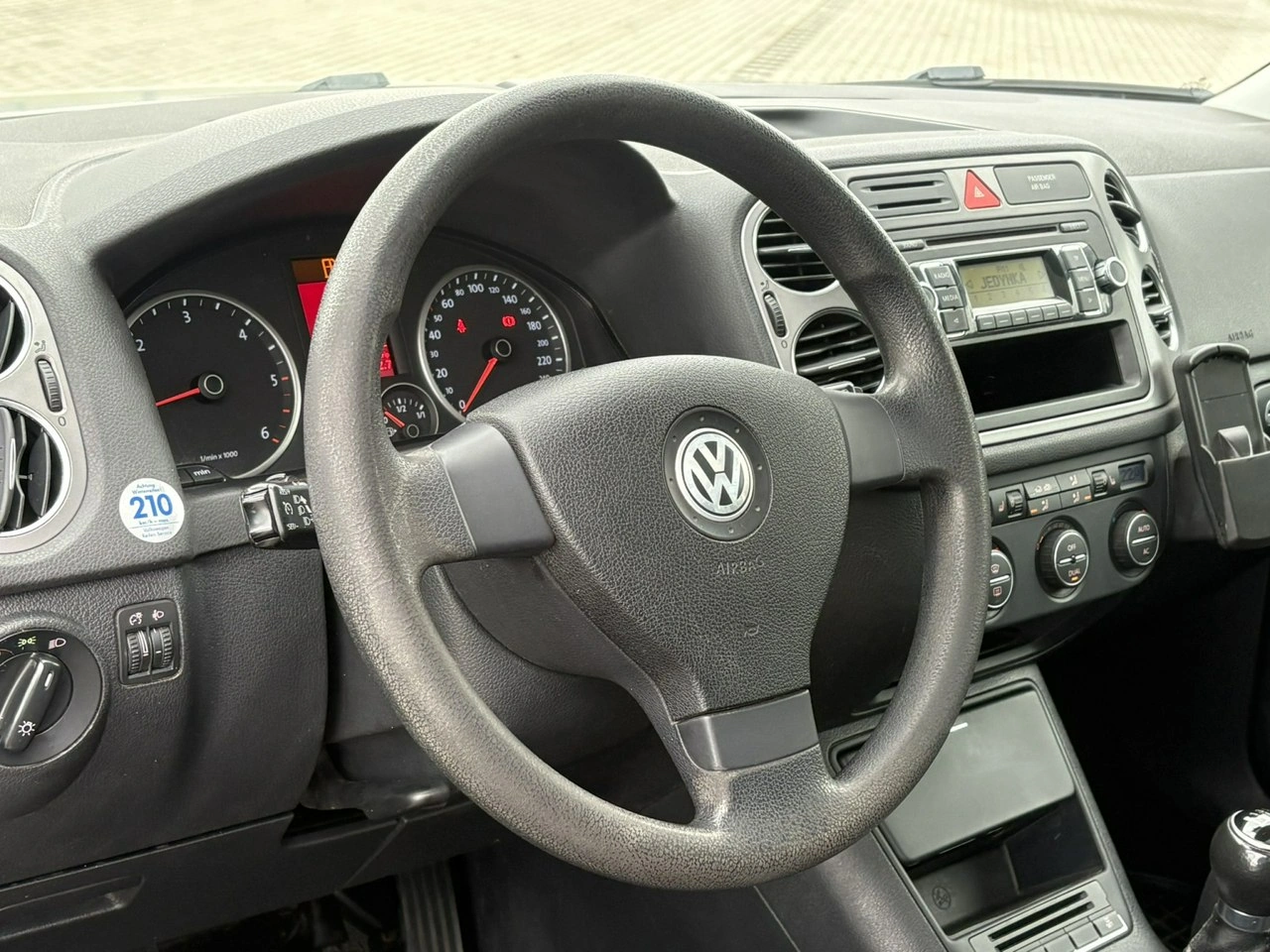 Volkswagen Tiguan - Zdjęcie 20