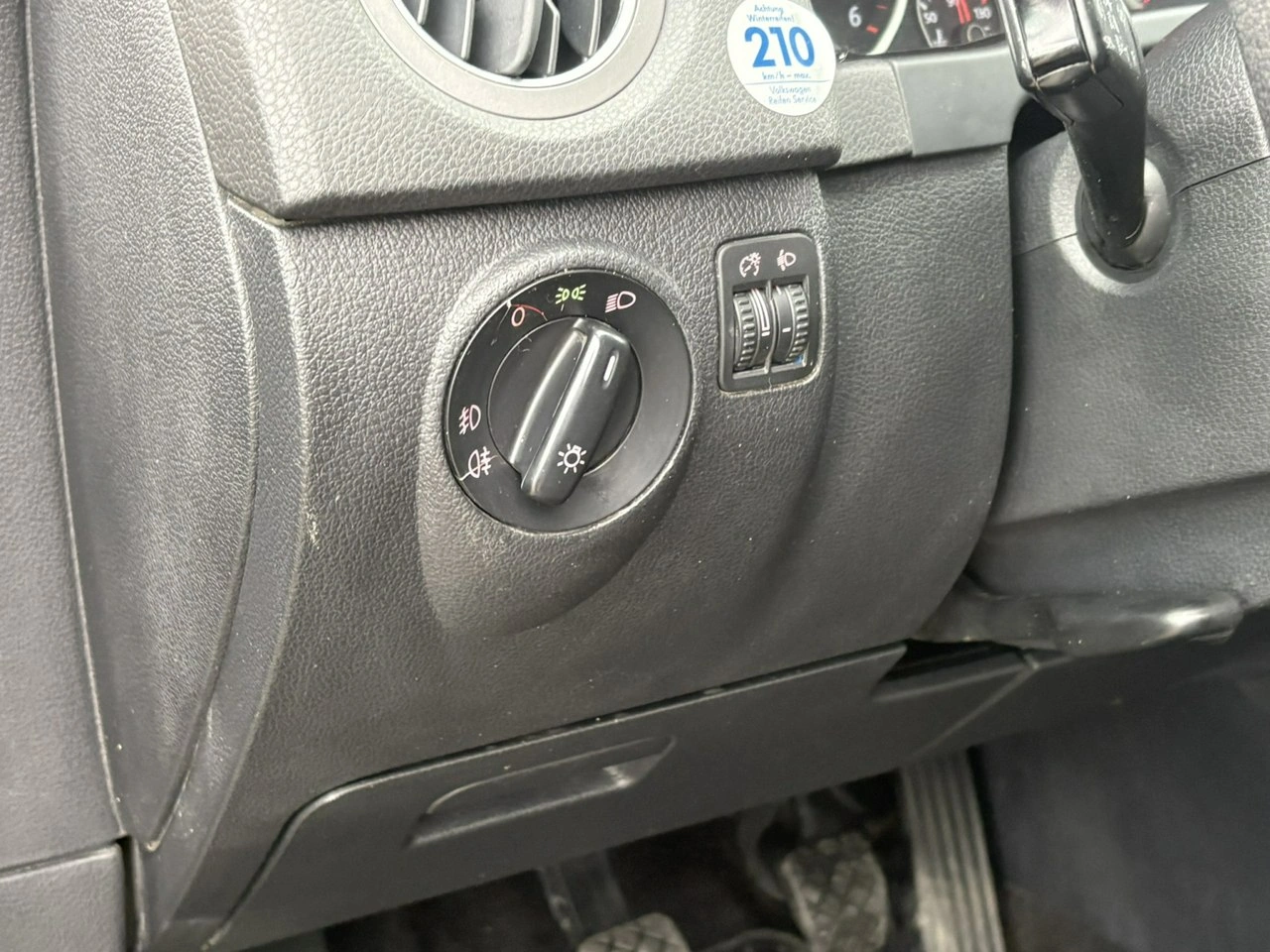 Volkswagen Tiguan - Zdjęcie 21