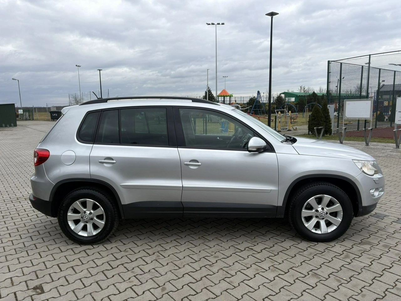 Volkswagen Tiguan - Zdjęcie 6