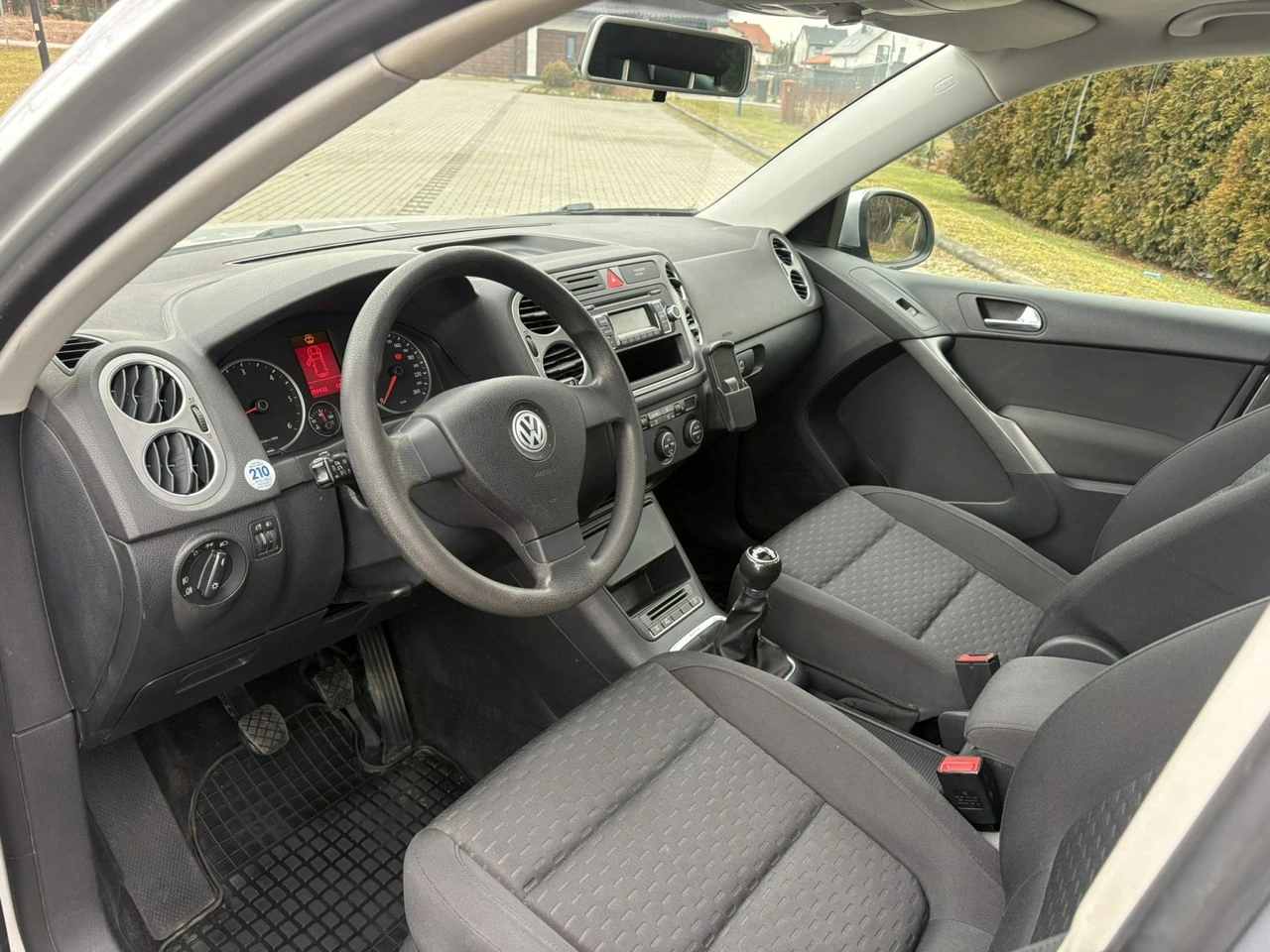 Volkswagen Tiguan - Zdjęcie 8