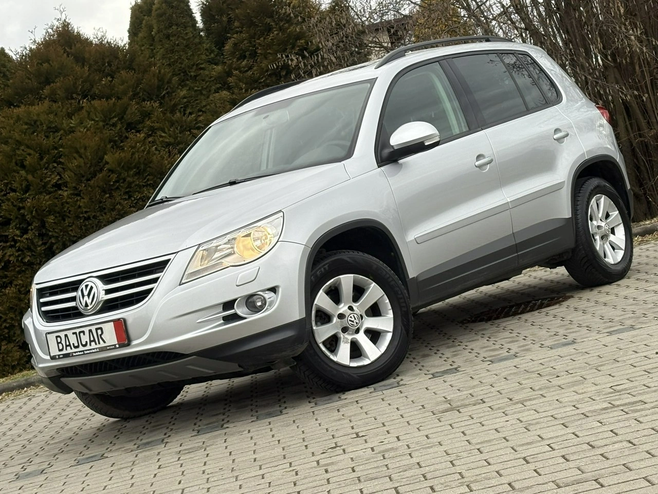 Volkswagen Tiguan - Główne zdjęcie