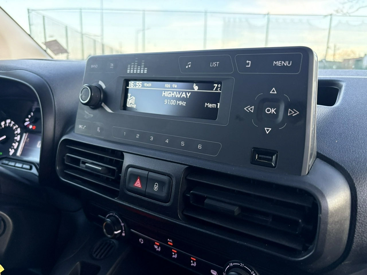 Citroën Berlingo - Zdjęcie 13