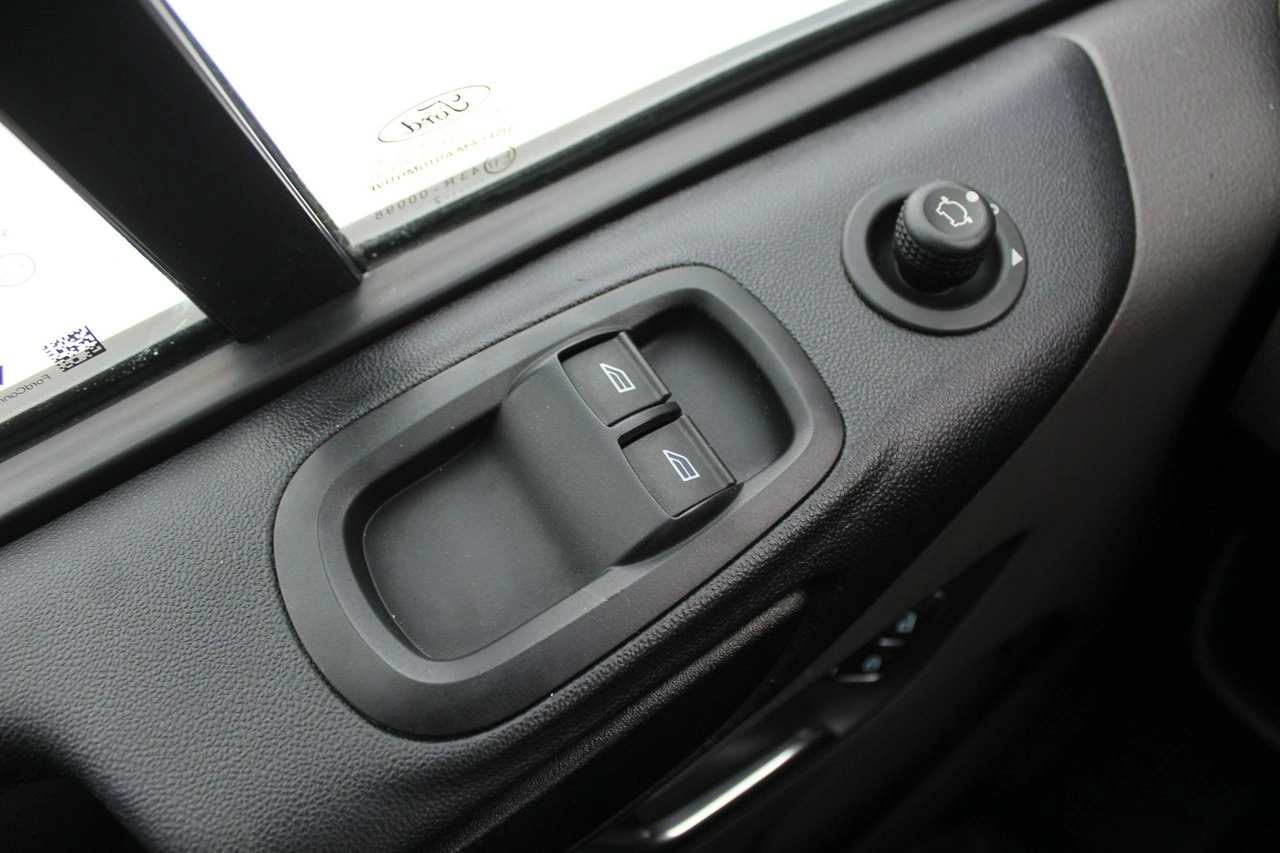 Ford Transit Custom - Zdjęcie 17