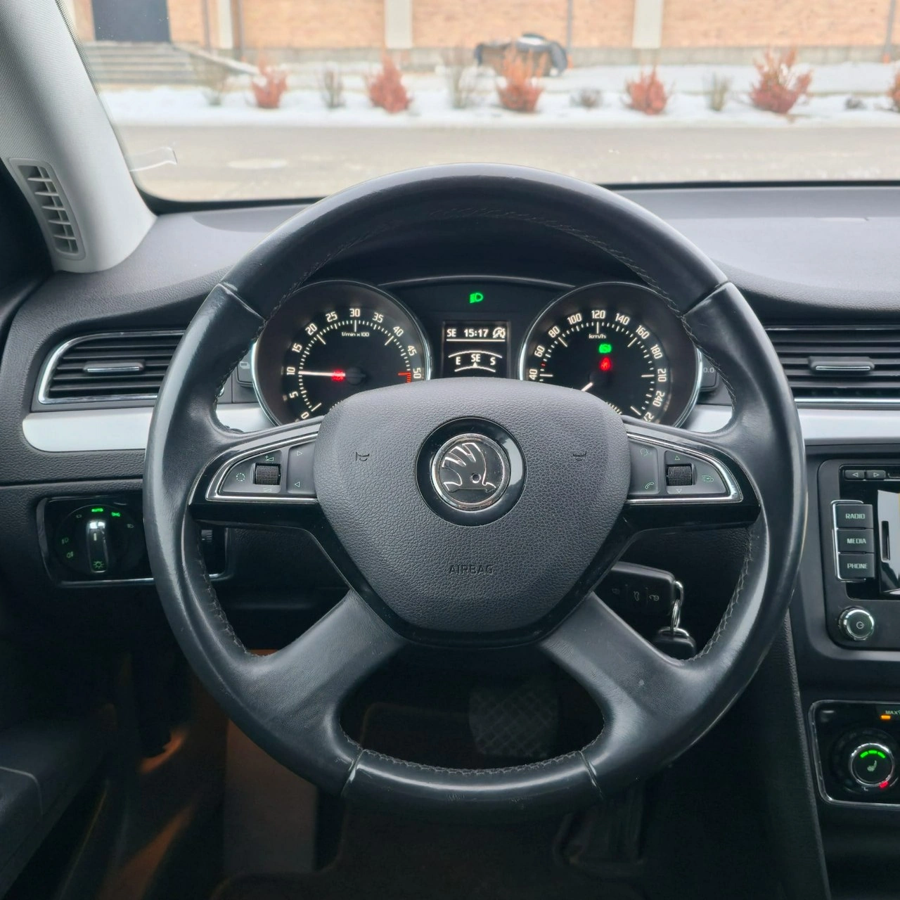 Skoda Superb - Zdjęcie 25