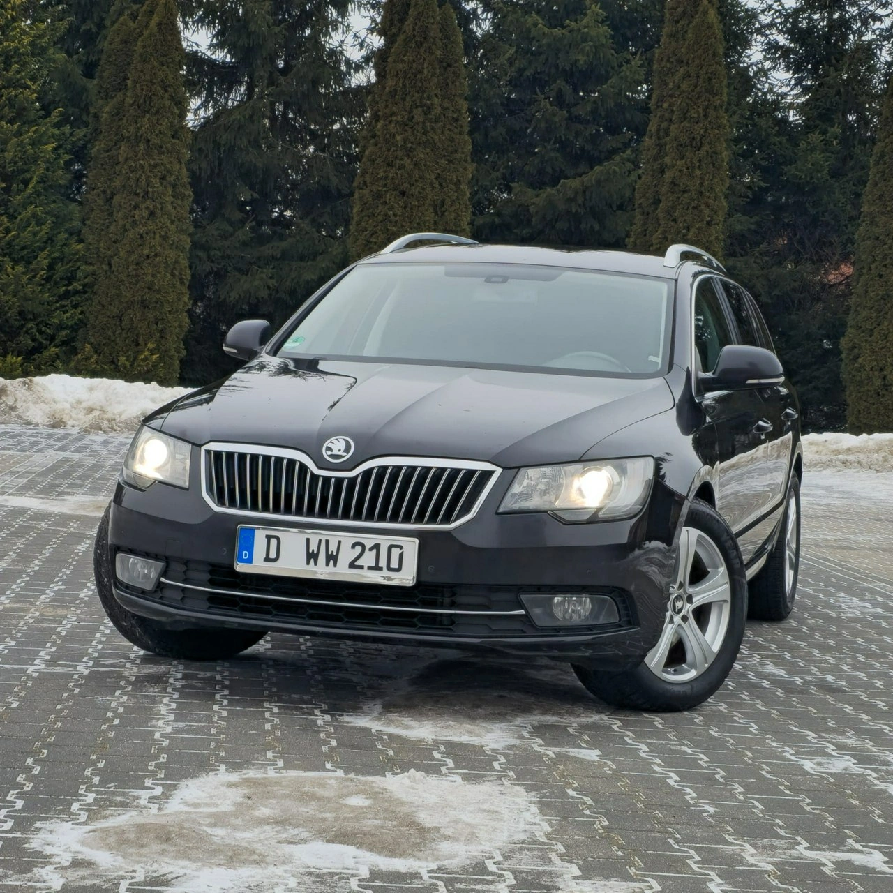 Skoda Superb - Główne zdjęcie