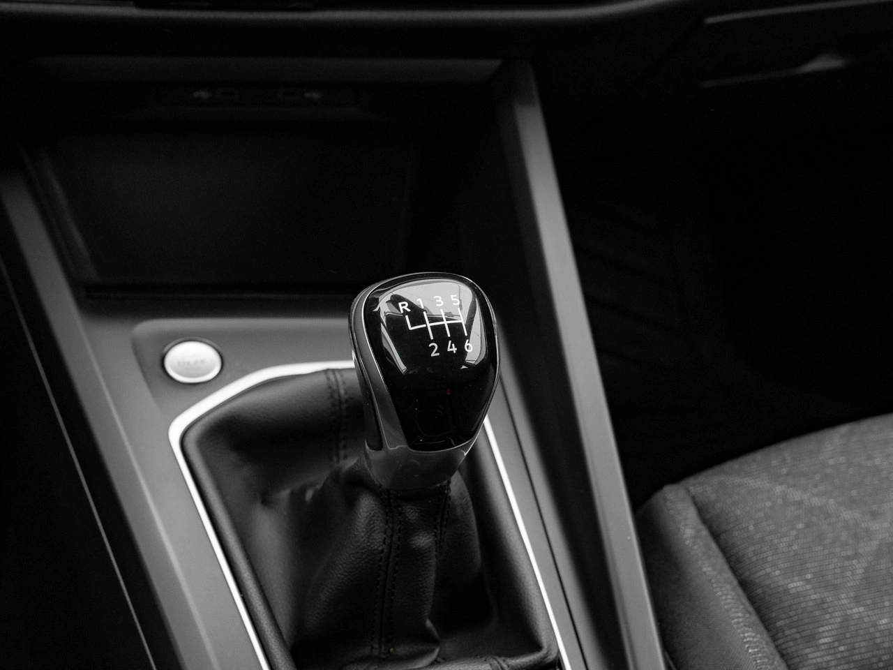 Volkswagen Golf - Zdjęcie 16