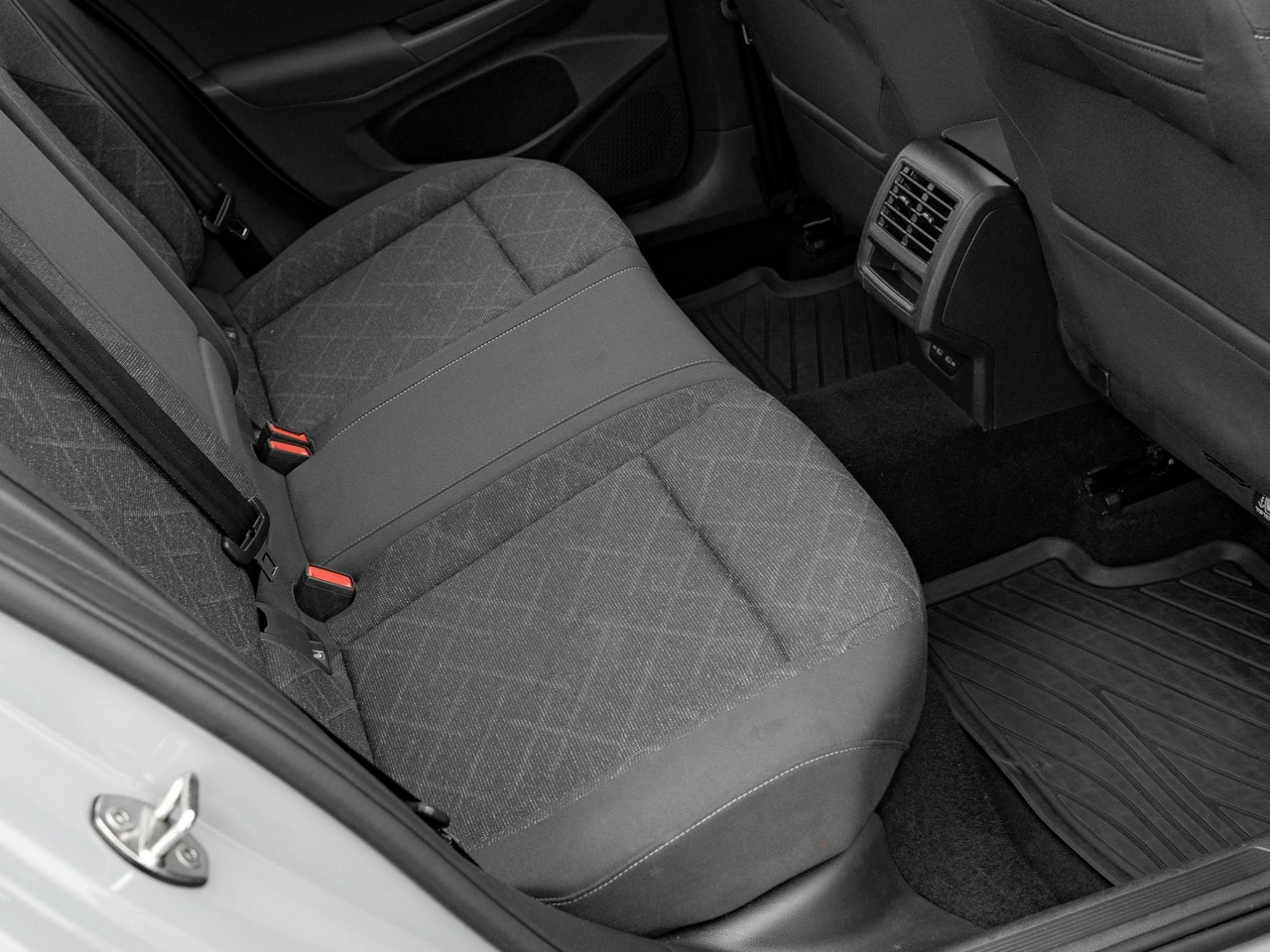 Volkswagen Golf - Zdjęcie 24