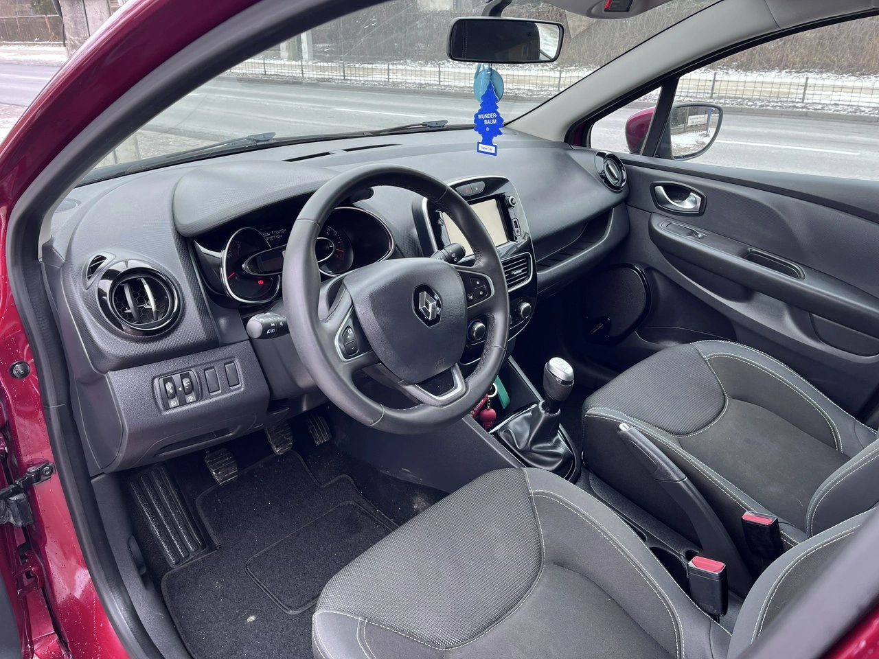 Renault Clio - Zdjęcie 12