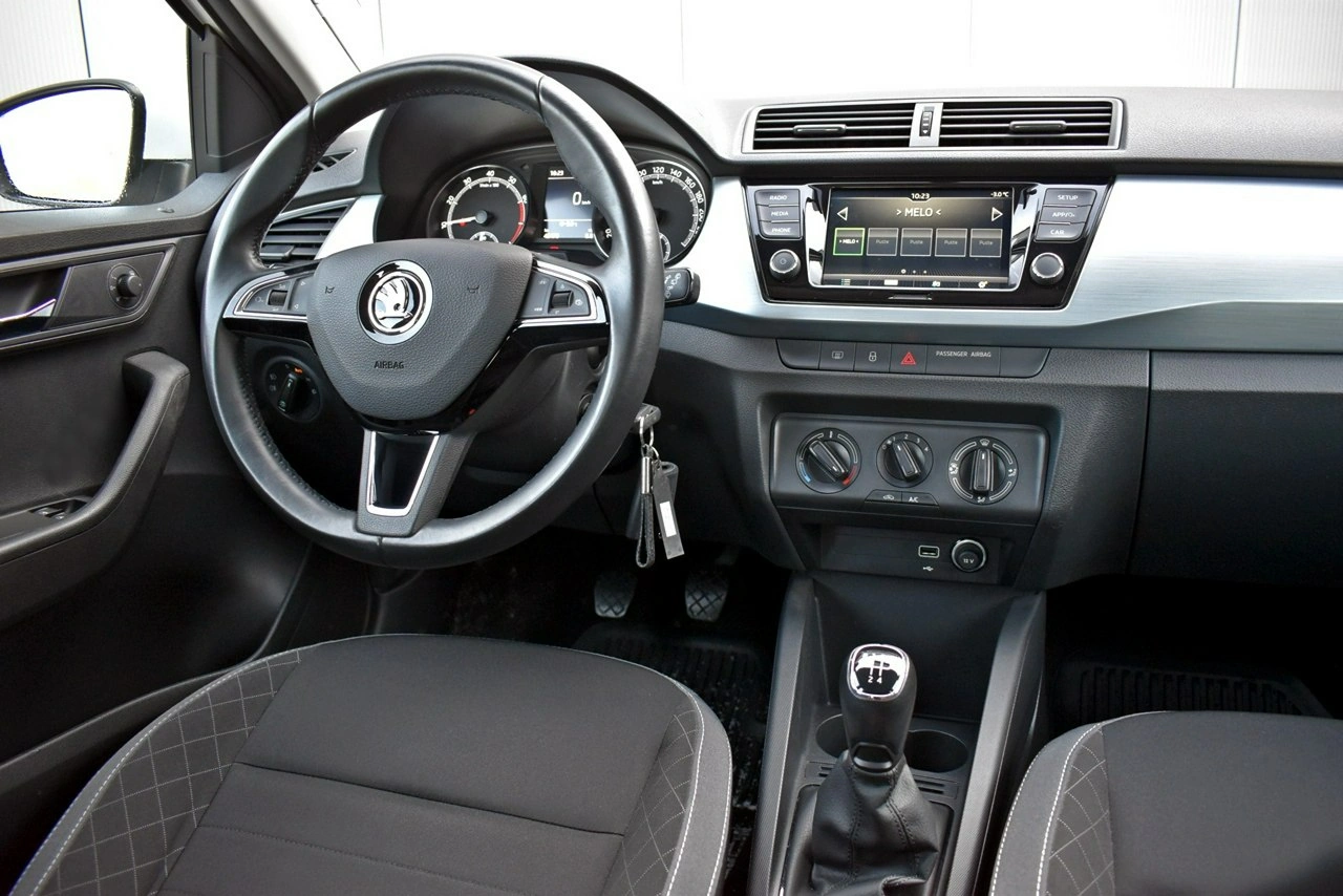 Skoda Fabia - Zdjęcie 16