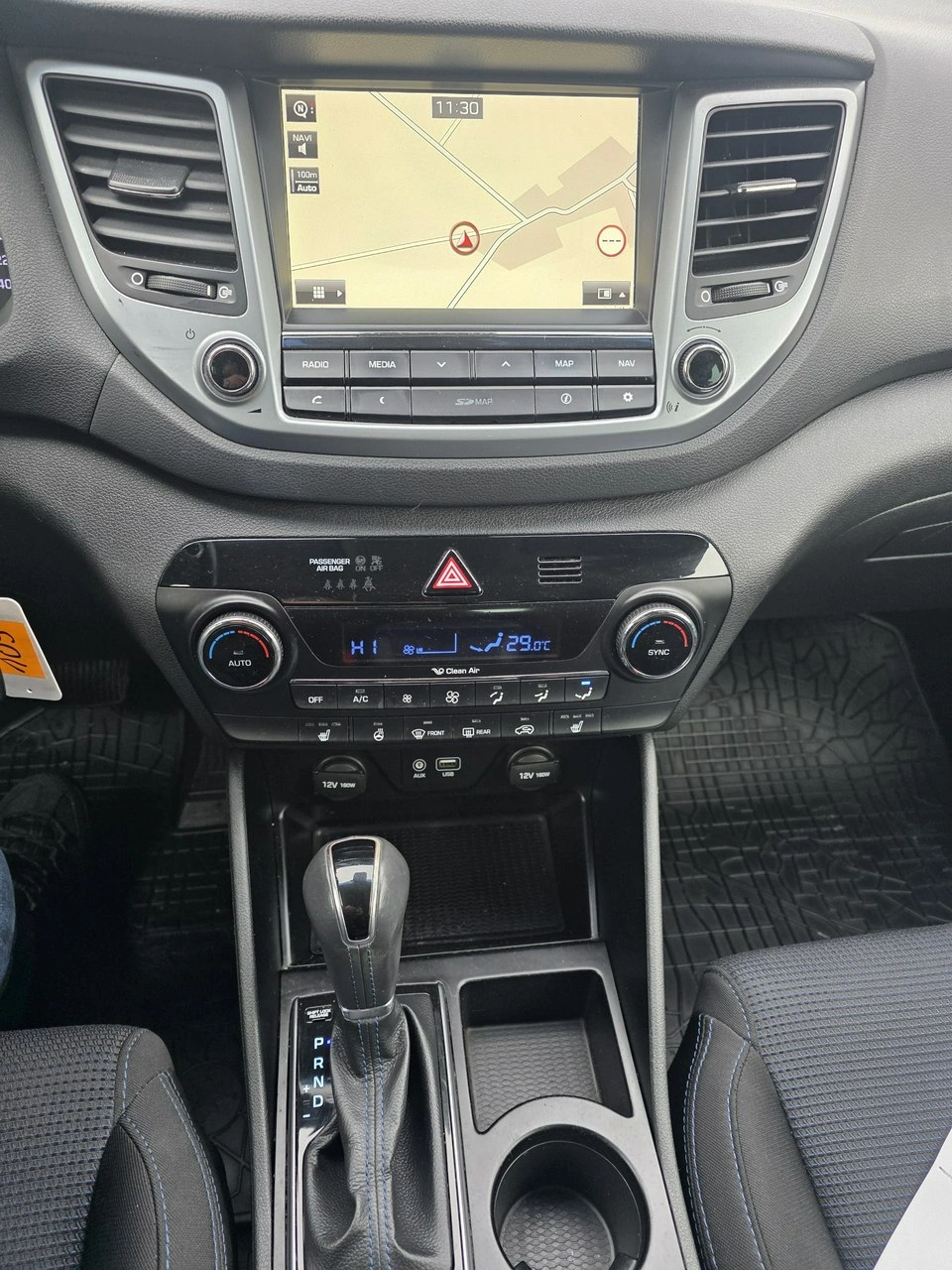 Hyundai Tucson - Zdjęcie 11