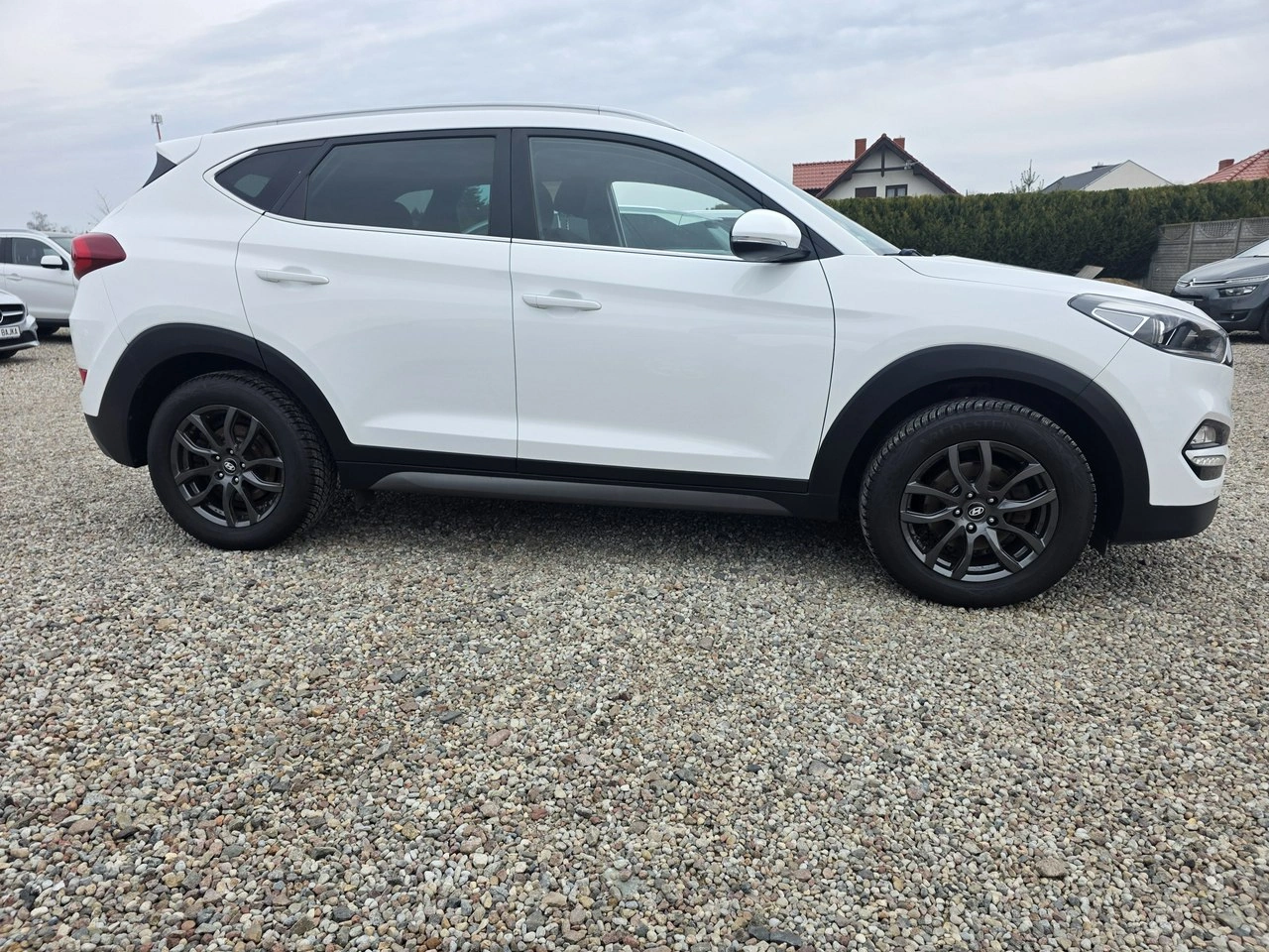 Hyundai Tucson - Zdjęcie 11