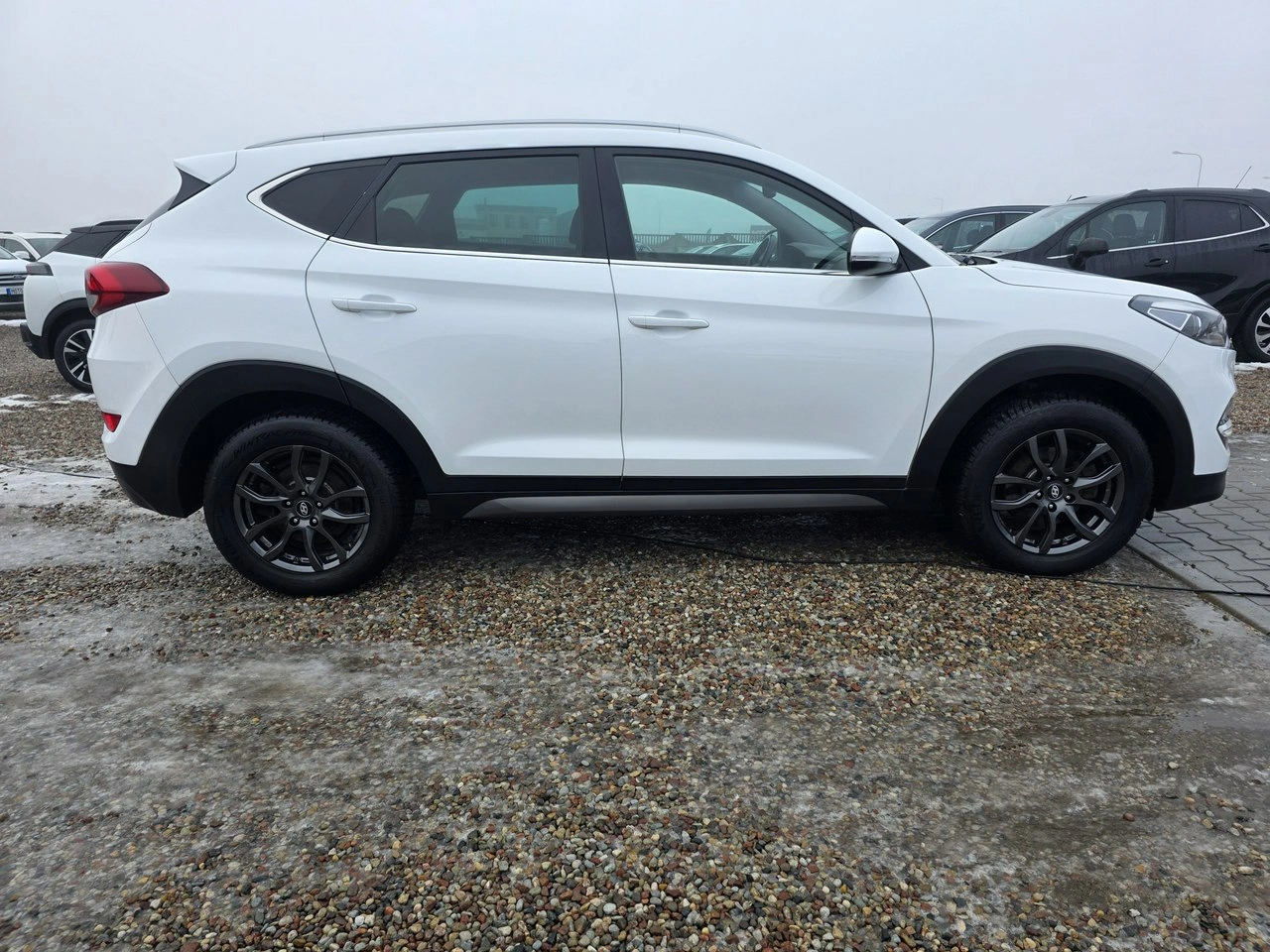 Hyundai Tucson - Zdjęcie 17