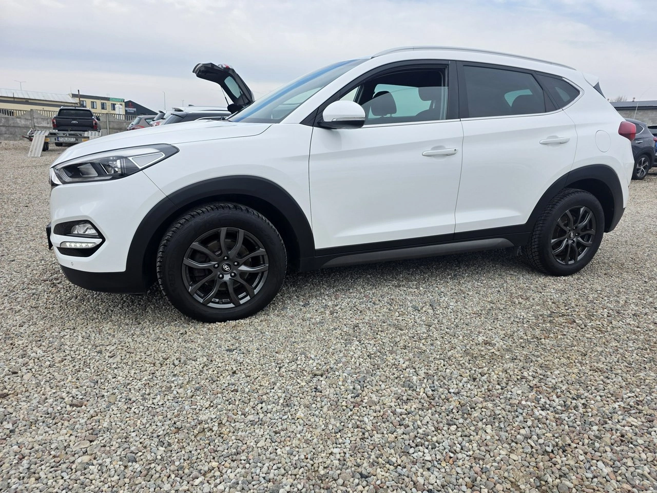 Hyundai Tucson - Zdjęcie 4