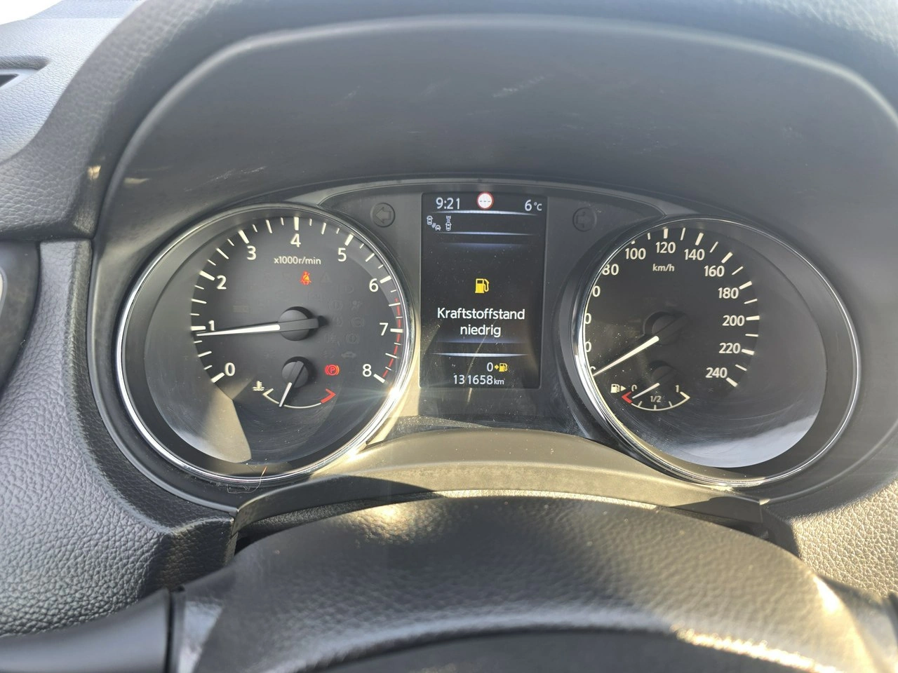 Nissan Qashqai - Zdjęcie 11