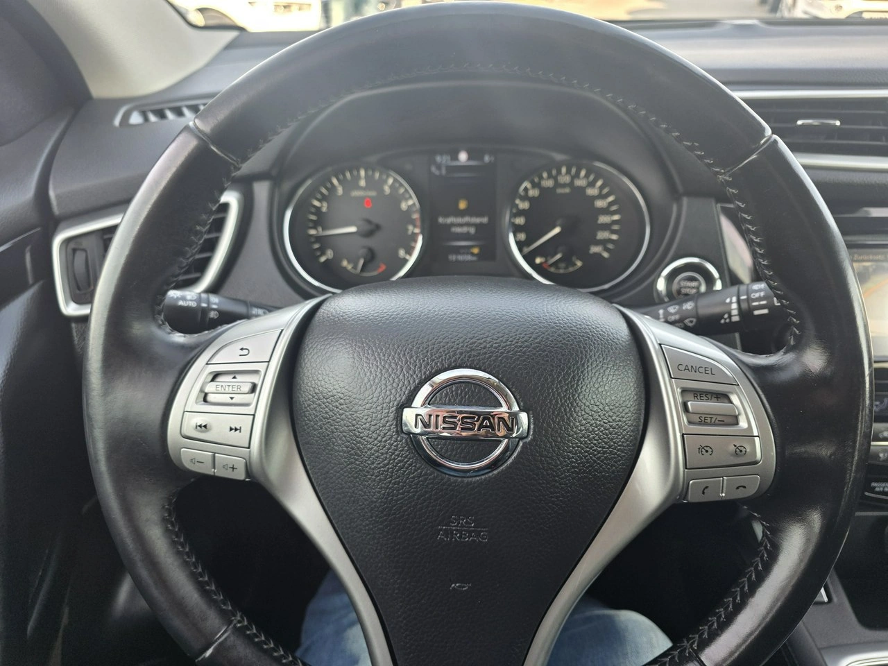 Nissan Qashqai - Zdjęcie 14