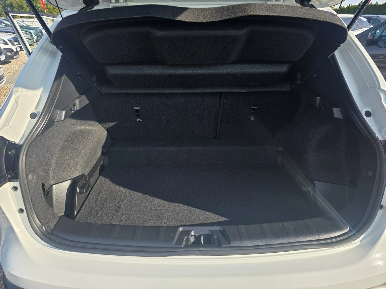 Nissan Qashqai - Zdjęcie 16